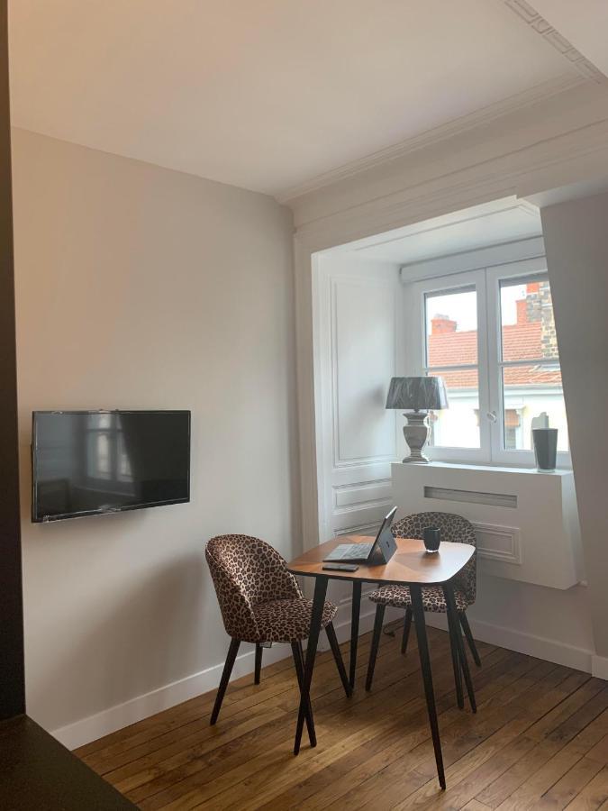 Celect'In Lyon Suites Climatisees Skyview 외부 사진